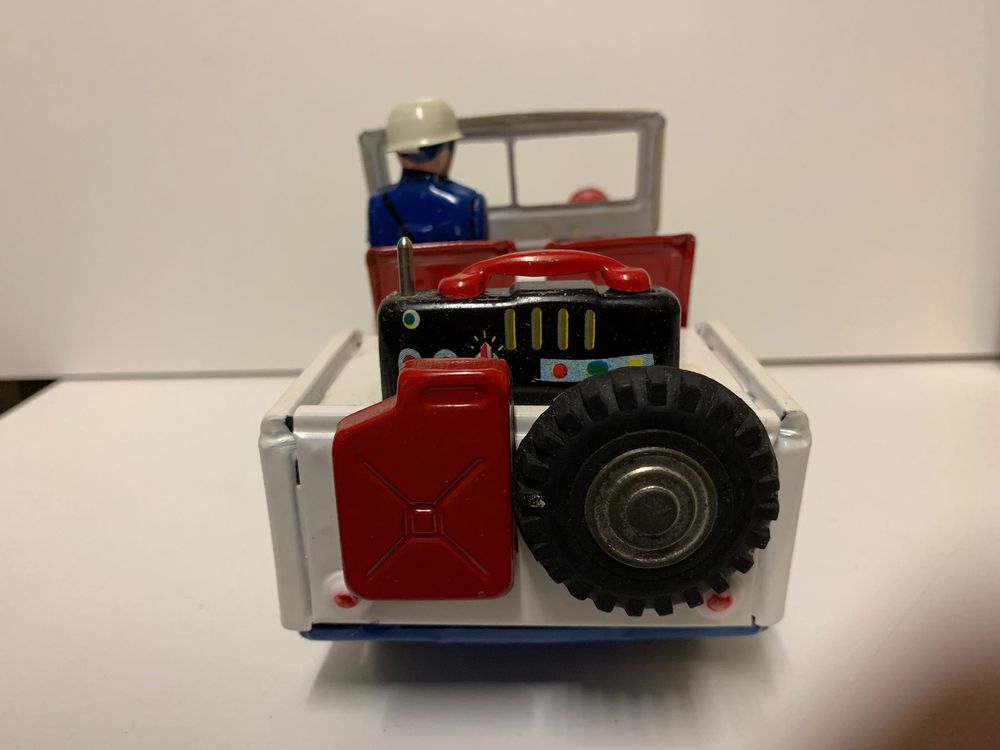 Shioji SSS Japan Willi's Military Jeep mit Friktionsantrieb 8