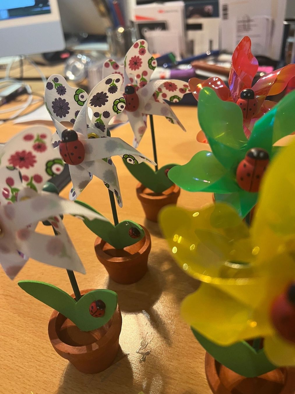Tutte le decorazioni: 6 tischdekoration windrädchen im Blumentopf – Nuovo (secondo la descrizione) da subingen venduto da gibo11 4