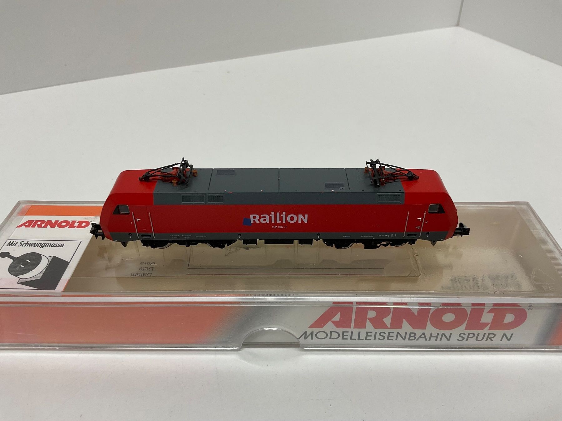 Arnold Modellini di ferrovie: Arnold 2435 BR 152 Railion, Bespielt mit Verpackung – Usato da Chur venduto da Chur75 3
