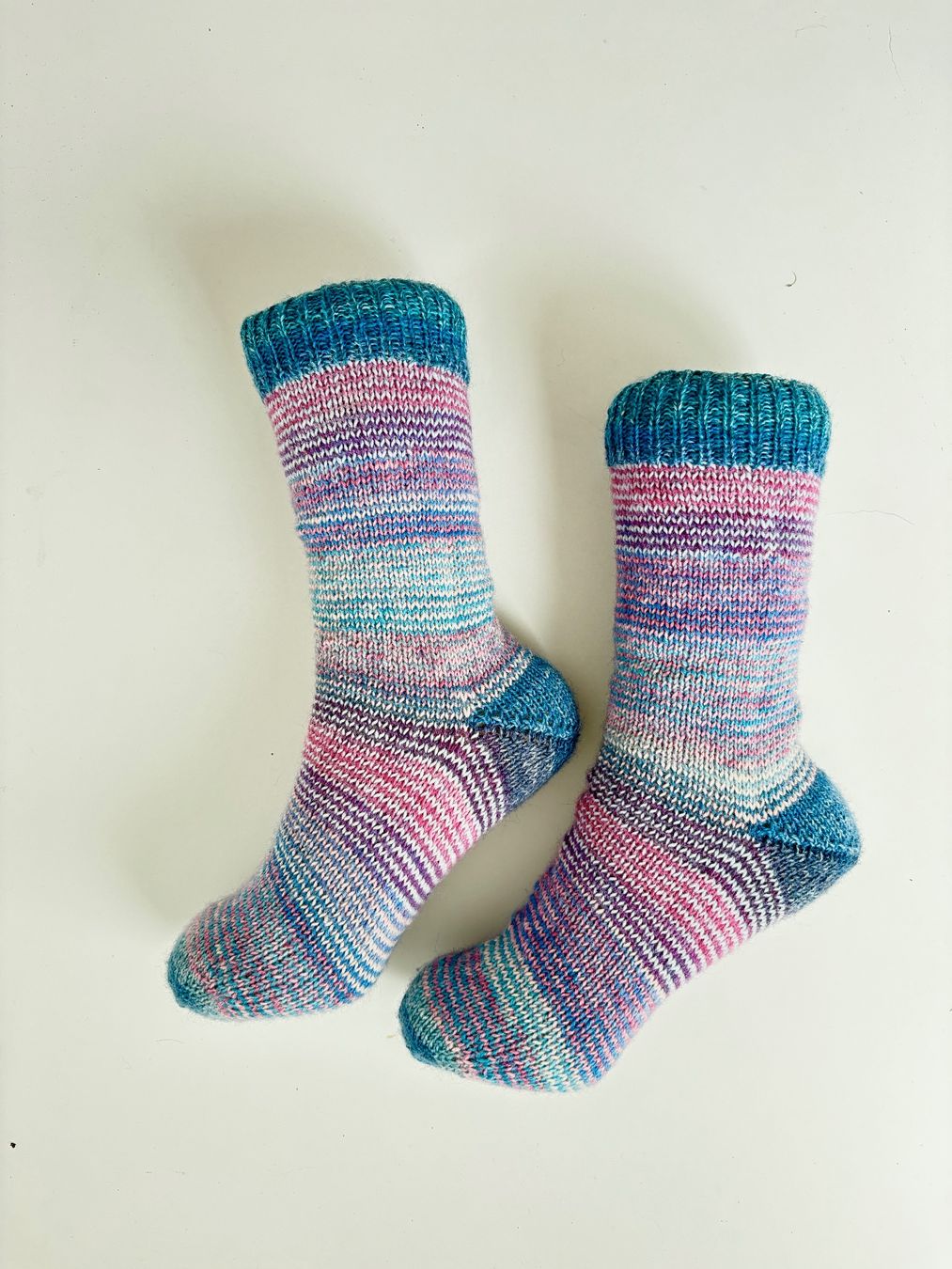 Calze: handgestrickte Ringelsocken, Grösse 38/39 – Nuovo e nell'imballaggio originale da Fislisbach venduto da handglismet 1