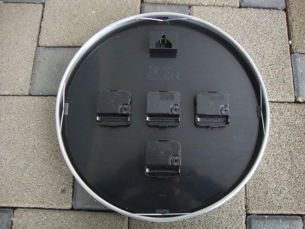 Tchibo TCM Wanduhr Weltzeituhr (EU Tokyo Sidney New York) (Gebraucht