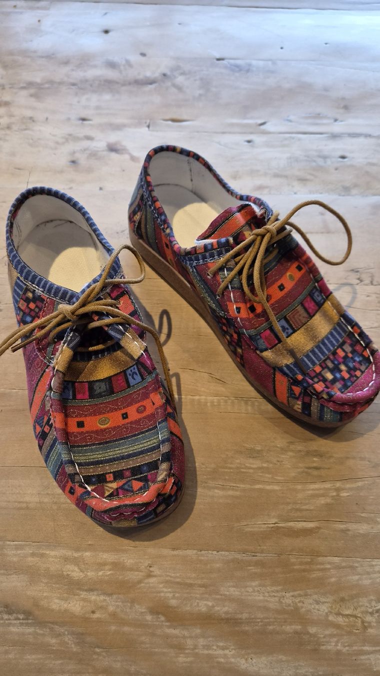 Damenschuhe: Damenschuhe Grösse 36 – Gebraucht aus Aedermannsdorf von _sunflow_