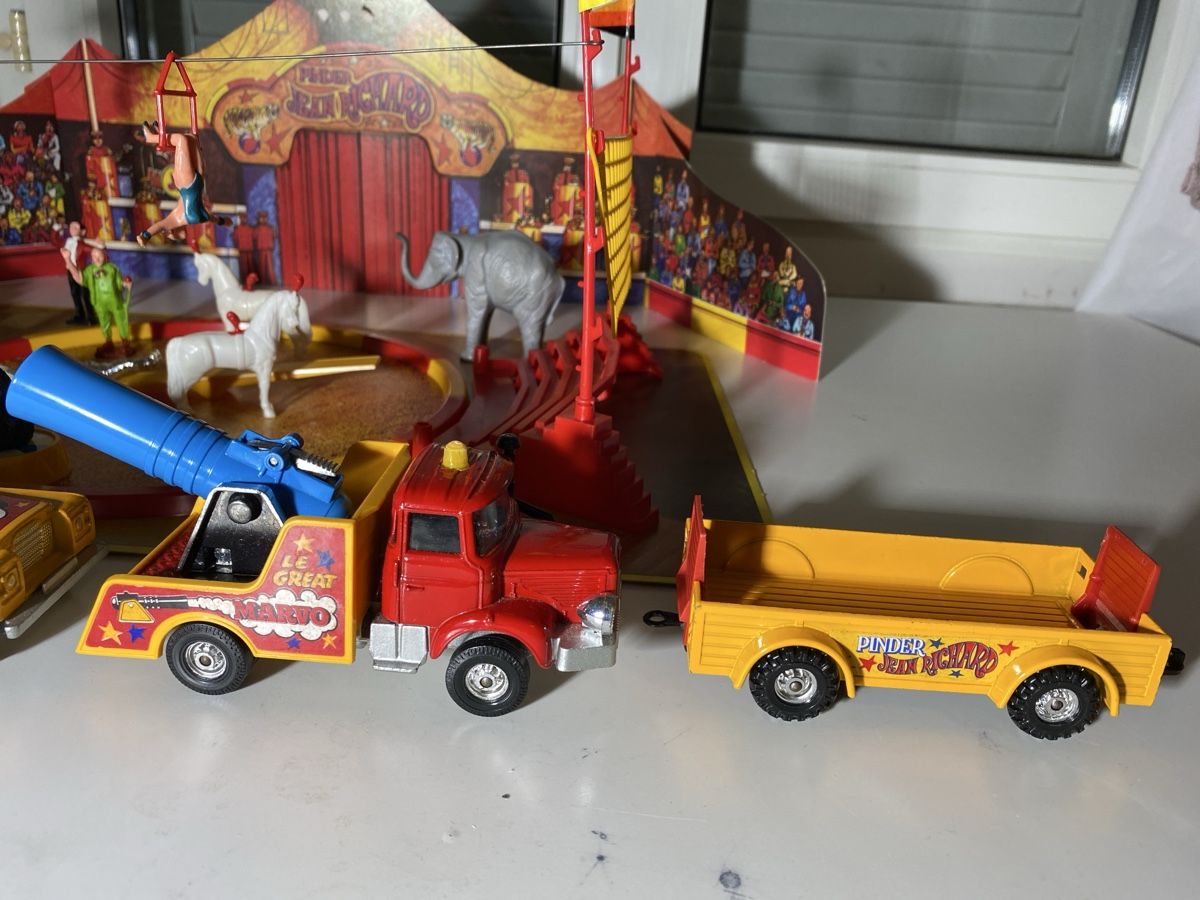 Corgi Toys Modellini d'auto: CORGI Circus Pinder – Usato da Winterthur venduto da ben_9vxx 6