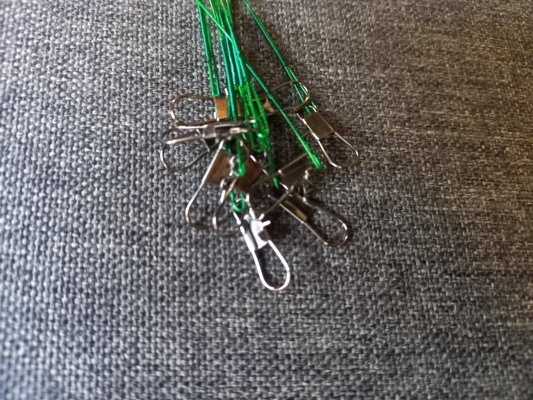 Anti-Biss-Angelschnur aus Stahl 30 cm (120 Stück) (Neuf (Voir ...