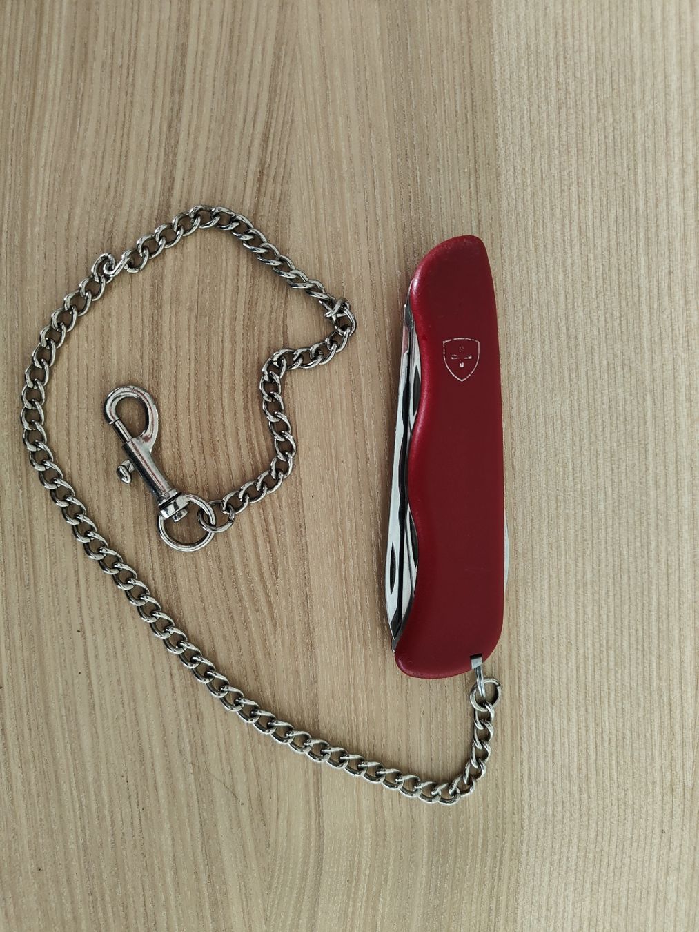 Victorinox Coltelli tascabile: Victorinox Sackmesser inkl. Kette – Usato da Emmen venduto da Mocck