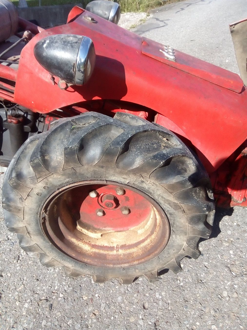 Bucher Tutte le macchine: Motormäher Bucher mit Bandeingraser – Usato da Schangnau venduto da senn6 4
