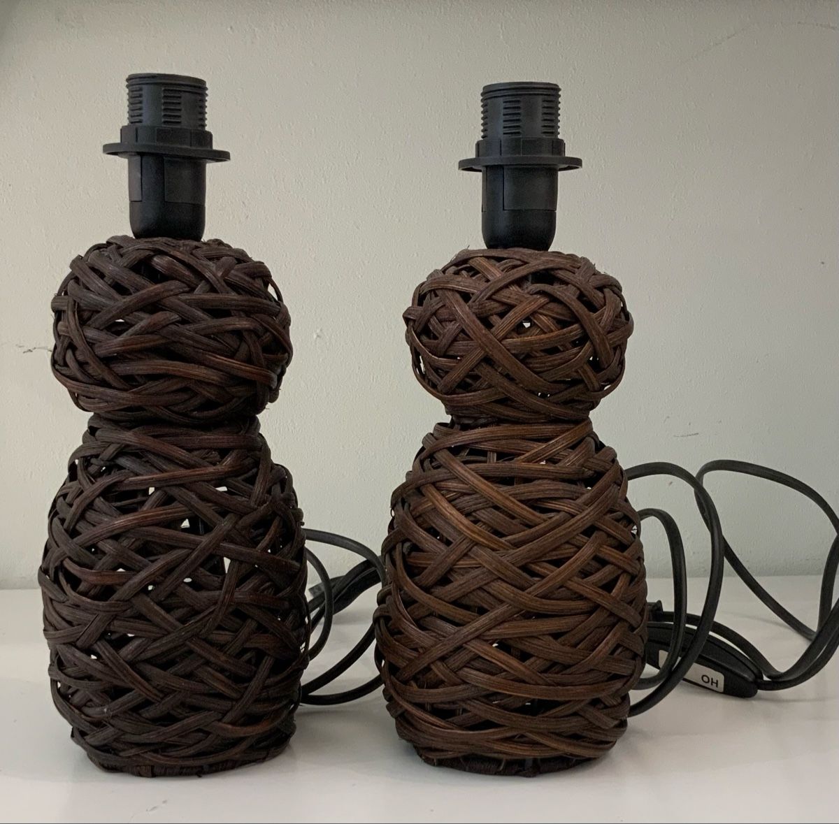 Lampade: Paire de petite lampe en Vannerie – Usato da rolle venduto da Tontonjulot
