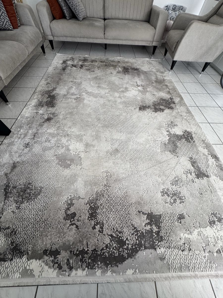 Teppiche: Teppich Grau Muster 200x290 cm neuwertig – Gebraucht aus Nendeln von dk_25 1