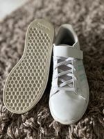 neuwertige Sneakers Adidas, Grösse 35