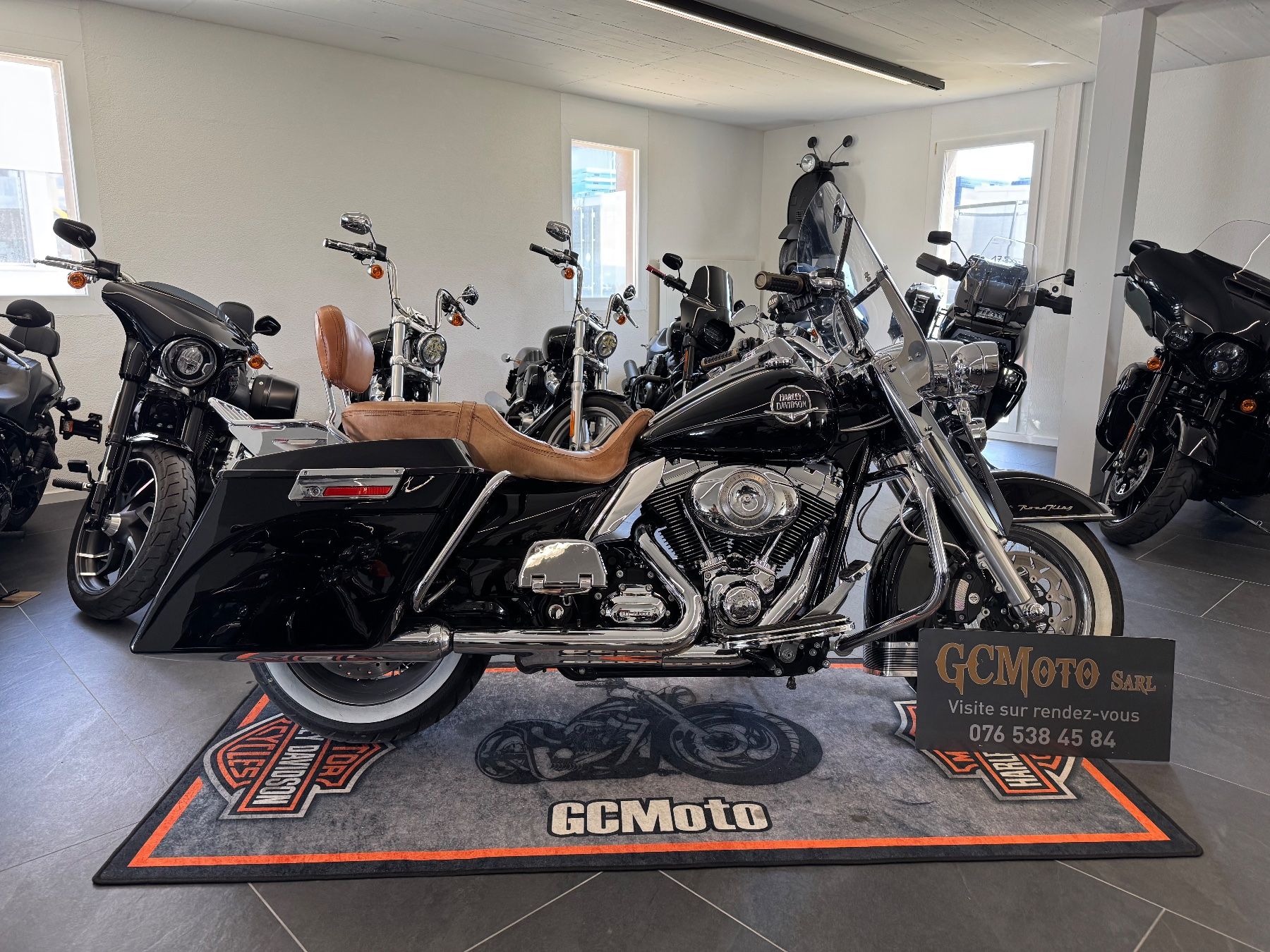 Harley-Davidson Touring: Harley Davidson Road King FLHRC CREDIT POSSIBLE – Usato da Echallens venduto da HD90 4