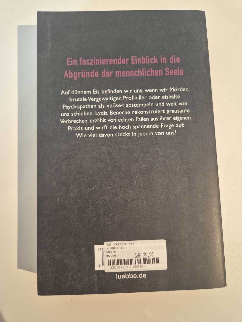 Libri: Lydia Benecke - Auf Dünnem Eis – Nuovo (secondo la descrizione) da St. Margrethen SG venduto da Goldig 1