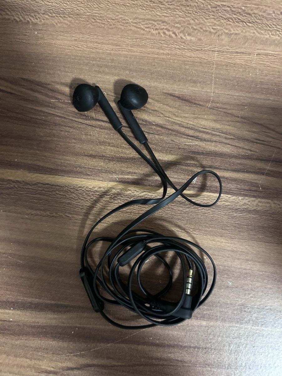 Casques audio: Kopfhörer  – Neuf (Voir description) à Düdingen par Sarindlibindli