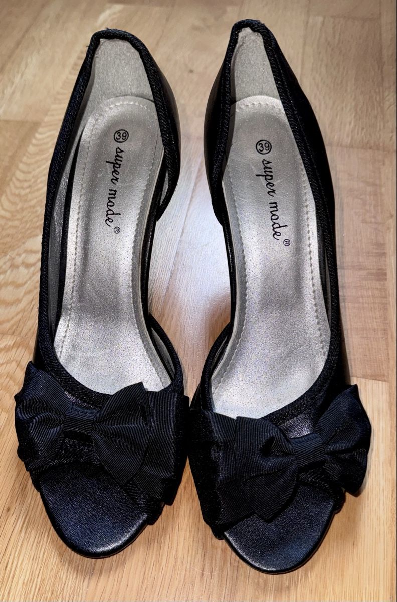 Scarpe da donna: Super Mode Pumps  – Usato da Zollikofen venduto da AureusManus 2