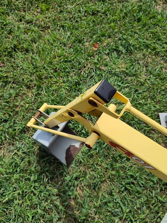 Regale: regalo menzi muck paker – Gebraucht aus Moghegno von ZioFiasco 1