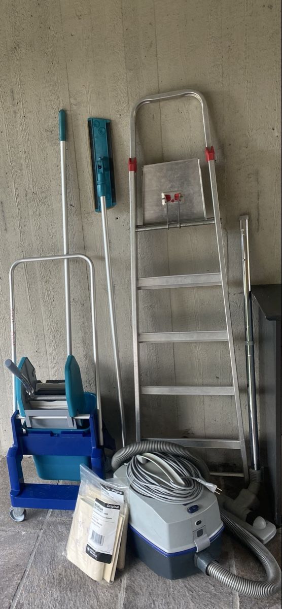Altro in Apparecchi per la pulizia: alles muss weg  – Usato da Langenthal venduto da flower101