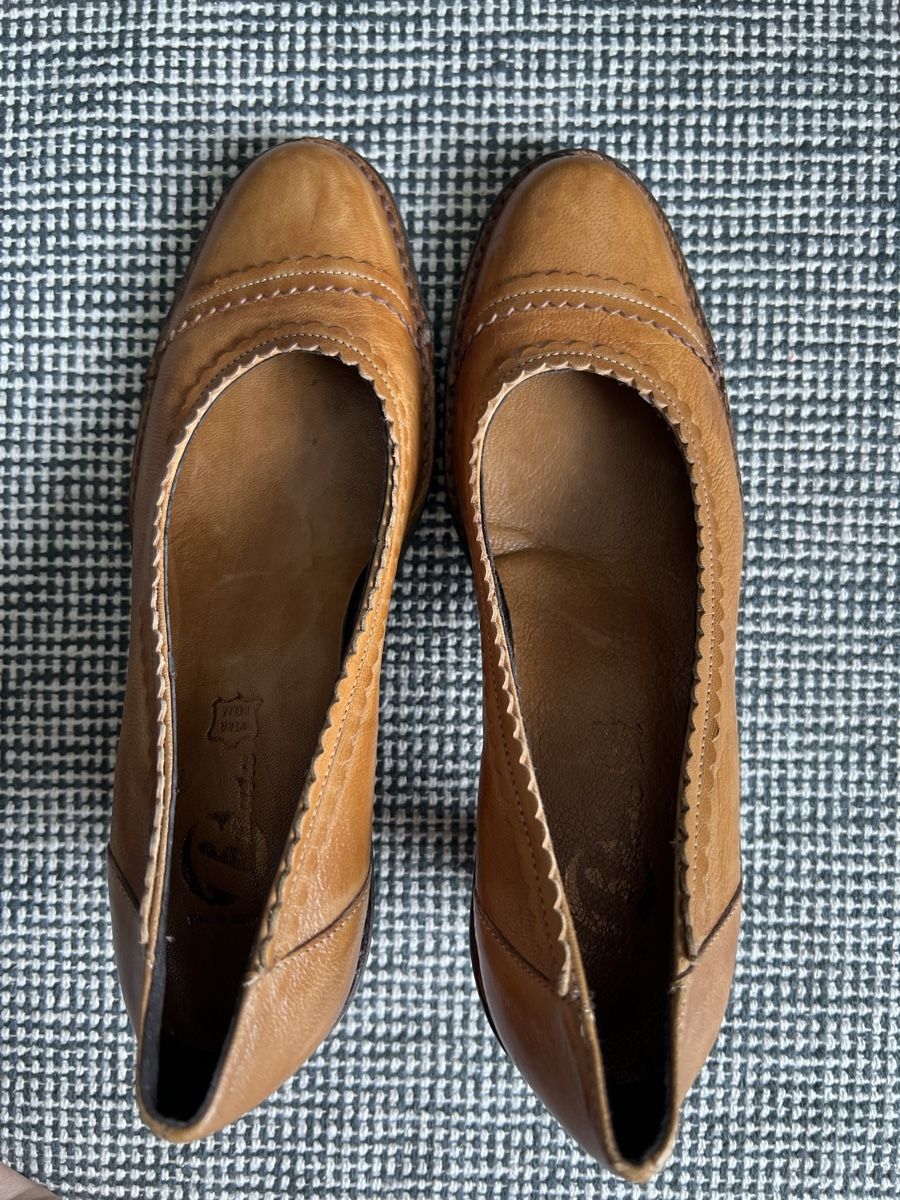 Damenschuhe: Vintage brown Leather pumps size 37 – Gebraucht aus Zürich von dor_9l9g 1