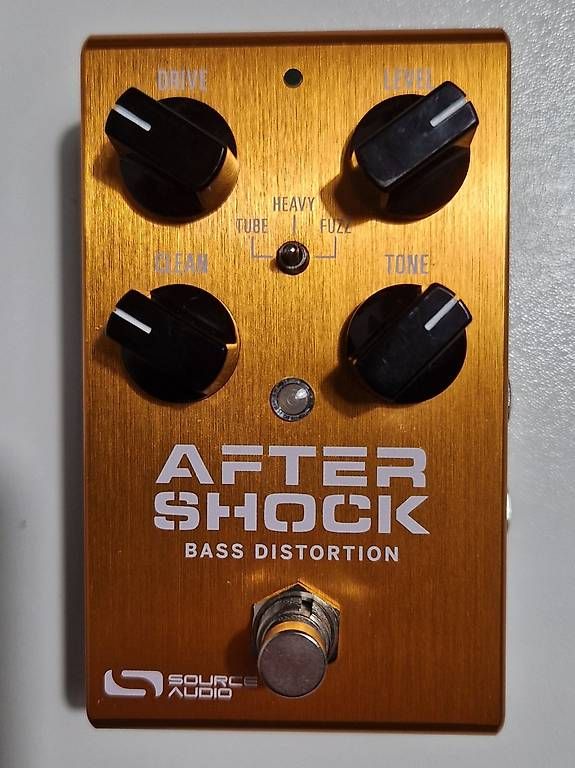 Strumenti musicali: Source Audio Aftershock Bass Distortion Pedal – Usato da Olten venduto da gopm