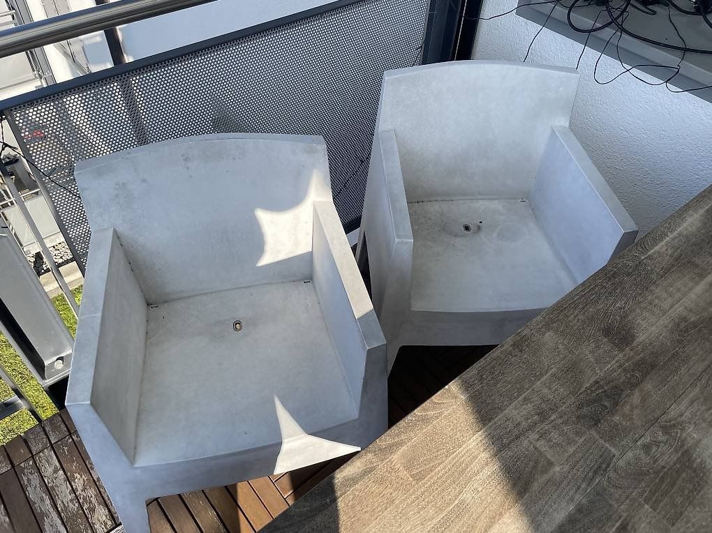 Sedie: 4x Driade Toy by Philippe Starck + Tisch – Usato da Lenzburg venduto da R-T-I 1