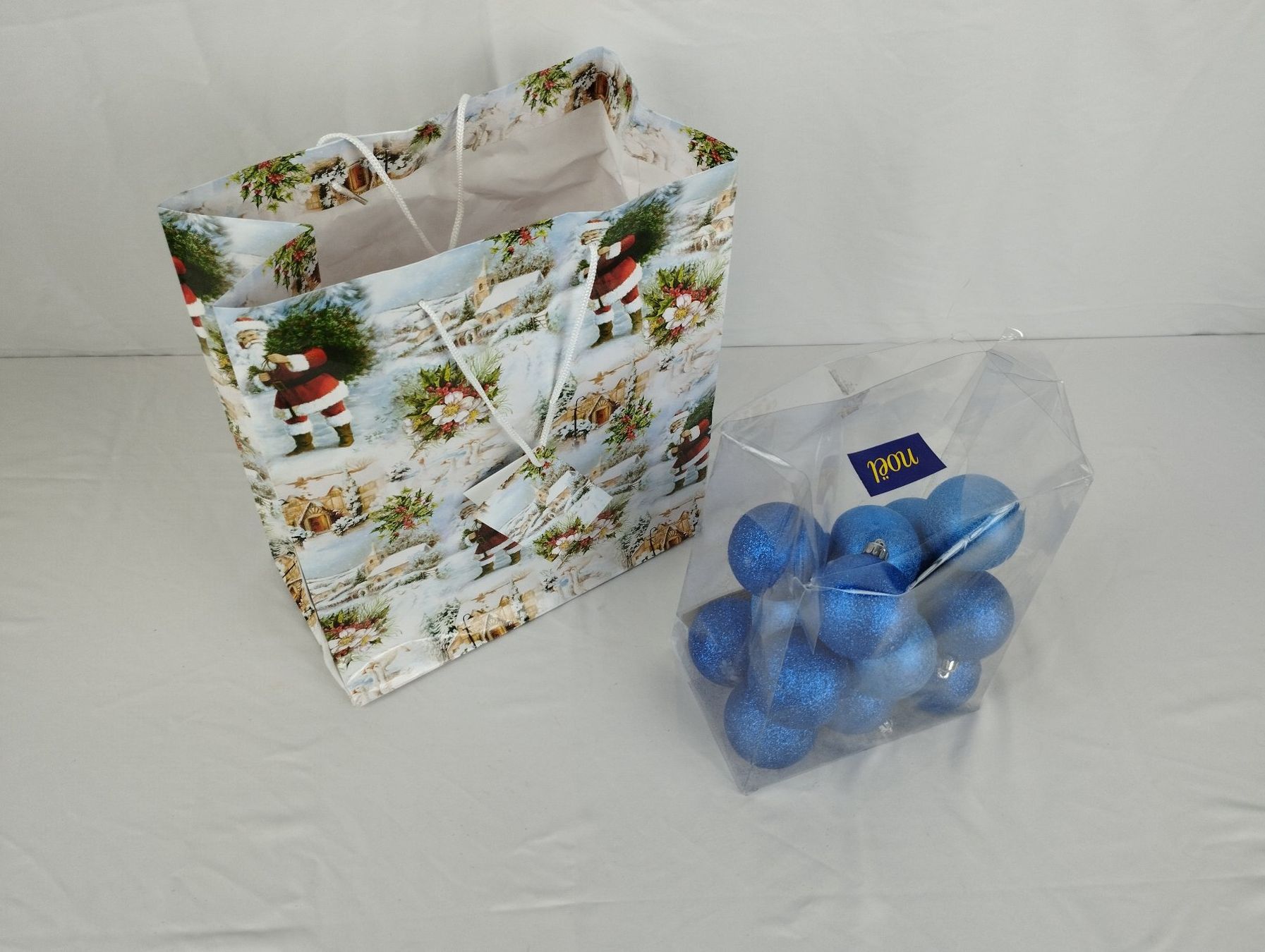 Tutte le decorazioni: NOËL blaue Christbaumkugeln – Usato da Schübelbach venduto da Restwert_Schubelbach 2