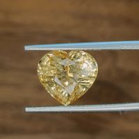 8.26 ct Grossular GRANAT GARNET Edelstein Herz Afrika