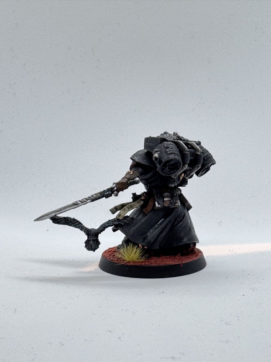 Spiele: Warhammer 40k Raven Guard Librarian – Gebraucht aus Luzern von Re-Carnation 1