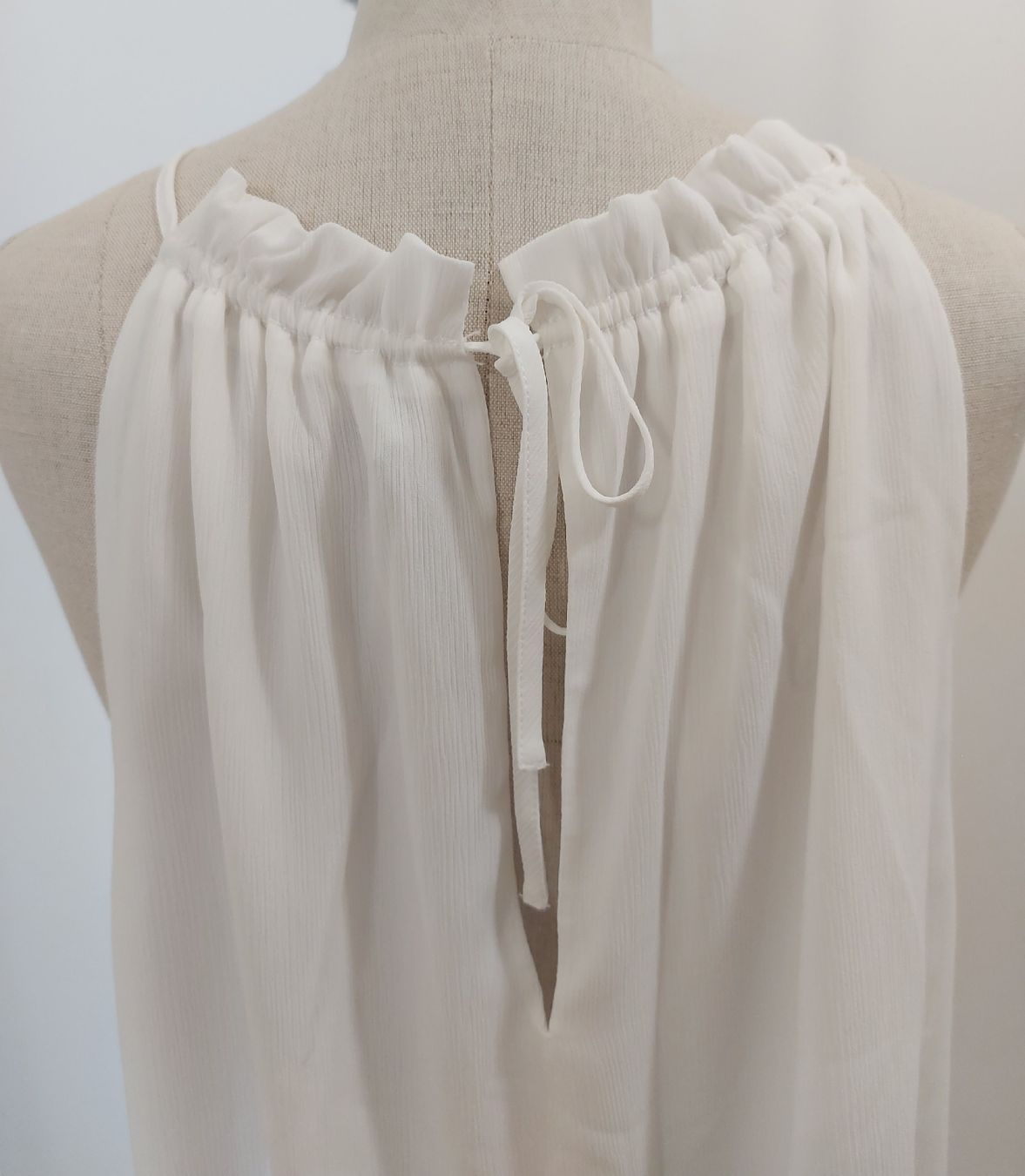 H&M Tops: Oberteil, weiss, Grösse L – D'occasion à Oberengstringen par PaolaDe 3