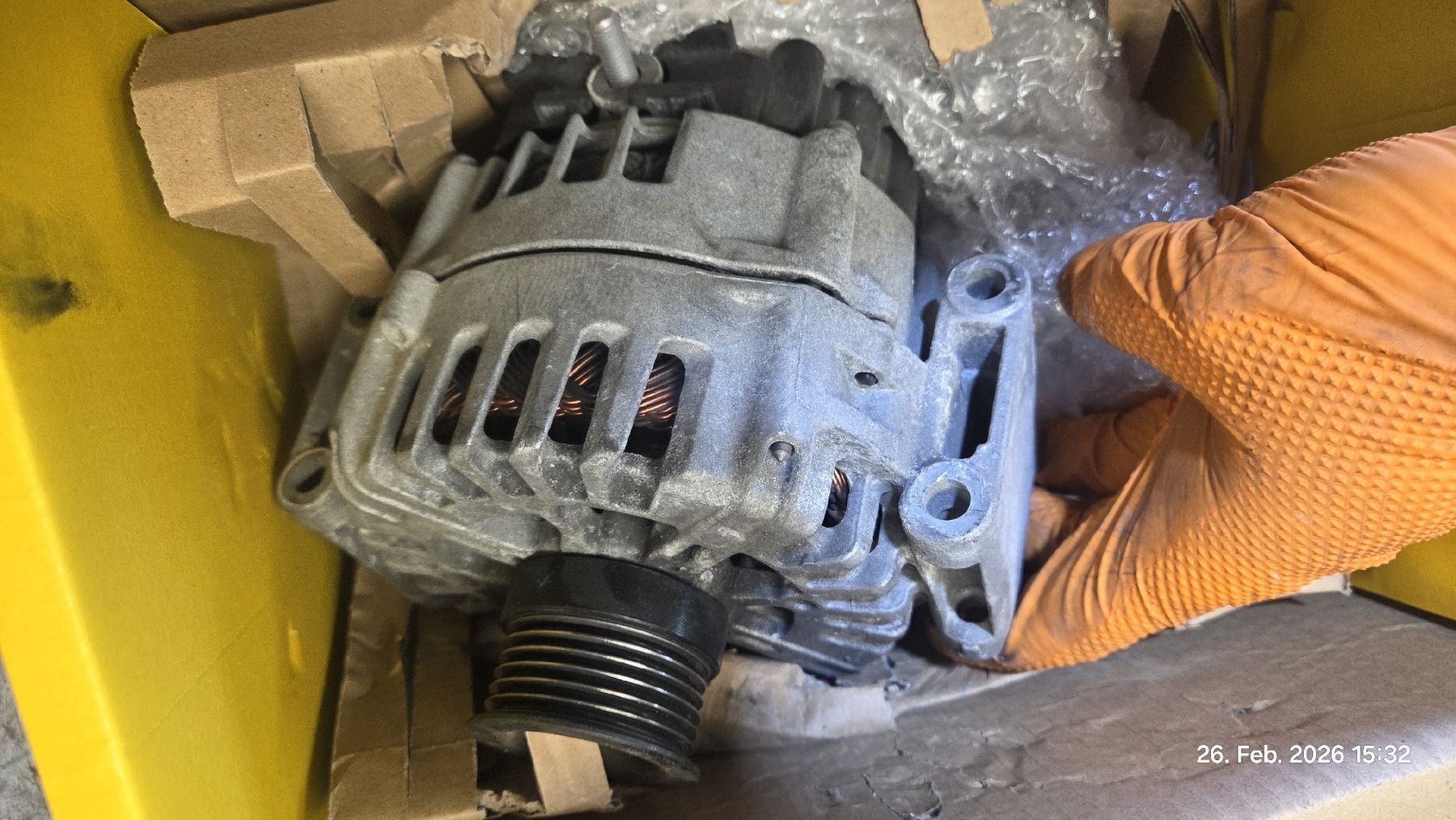 Mercedes-Benz  Motori: w906 Mercedes Sprinter 200A Alternator – Usato da Bättwil venduto da McG_24 3