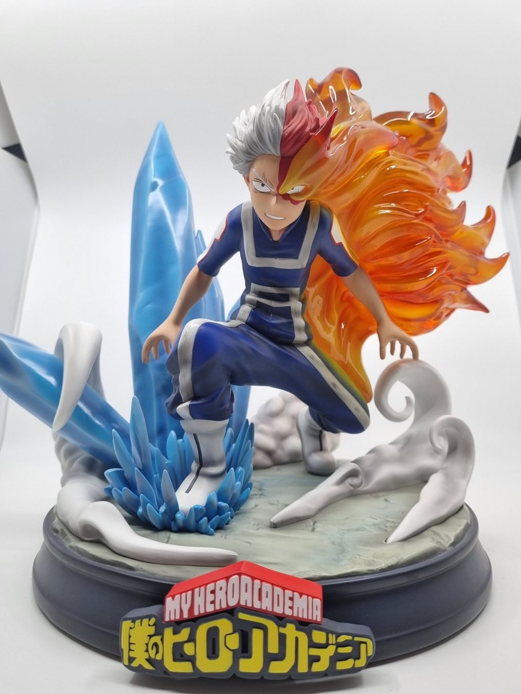 Statuette: Ofubito - Todoroki Shoto - MHA – Usato da Bülach venduto da Ikezu 1