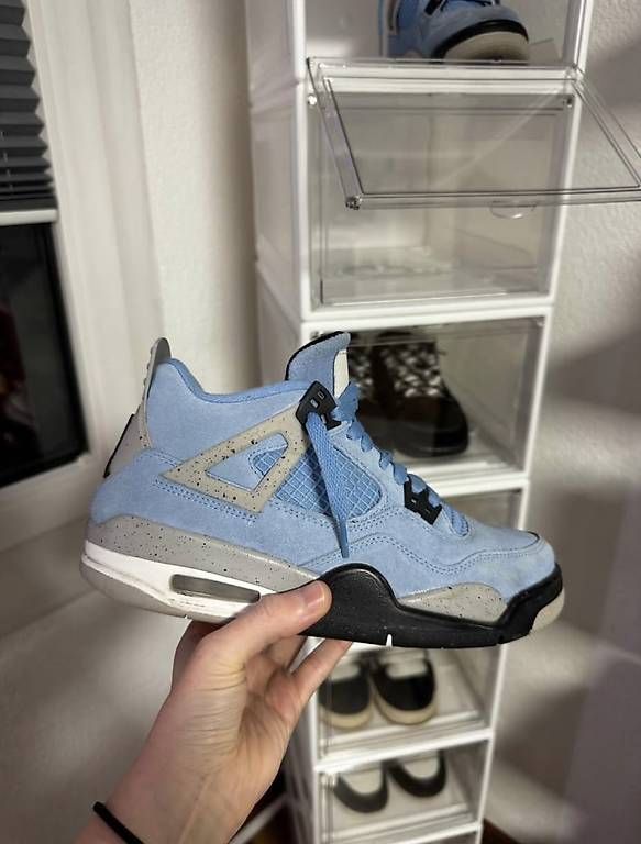 Scarpe da uomo: Jordan 4 University Blue  – Usato da Lupfig venduto da CEichi812