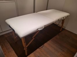 Massageliege 2-Zonen weiss zu verkaufen
