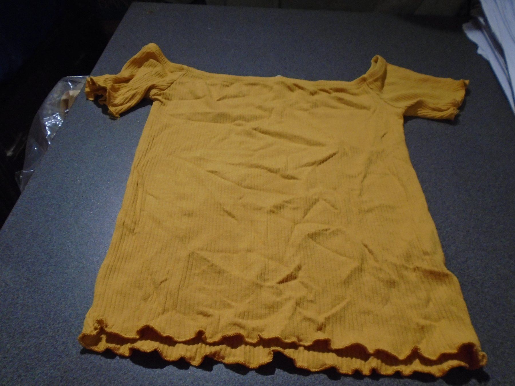 Stradivarius T-shirt: T-Shirt Grösse S, Stradivarius, gelb – Usato da Zürich venduto da Motzkuh