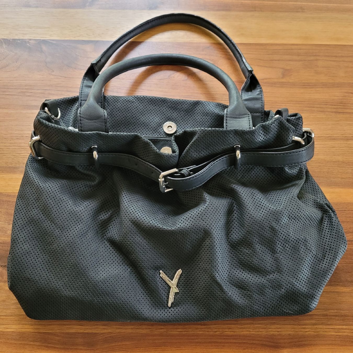 Suri Frey Taschen für Damen: Schwarze Handtasche von Suri Frey – Gebraucht aus Biberist von hertd