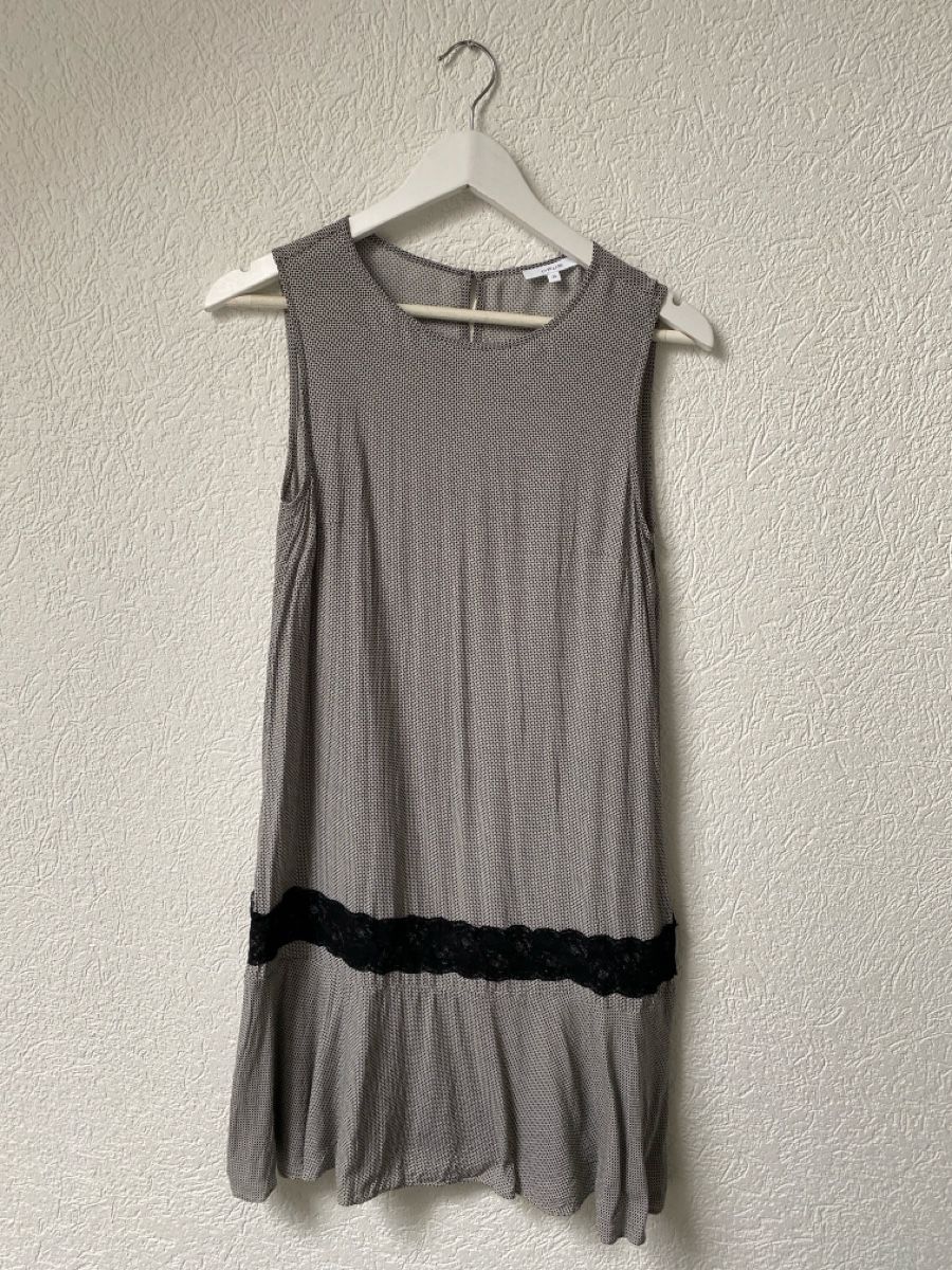 Opus Robes: Opus leichtes Kleid mit Spitzenbund Gr. 36, Grau-Schwarz – D'occasion à Homberg b. Thun par Homata
