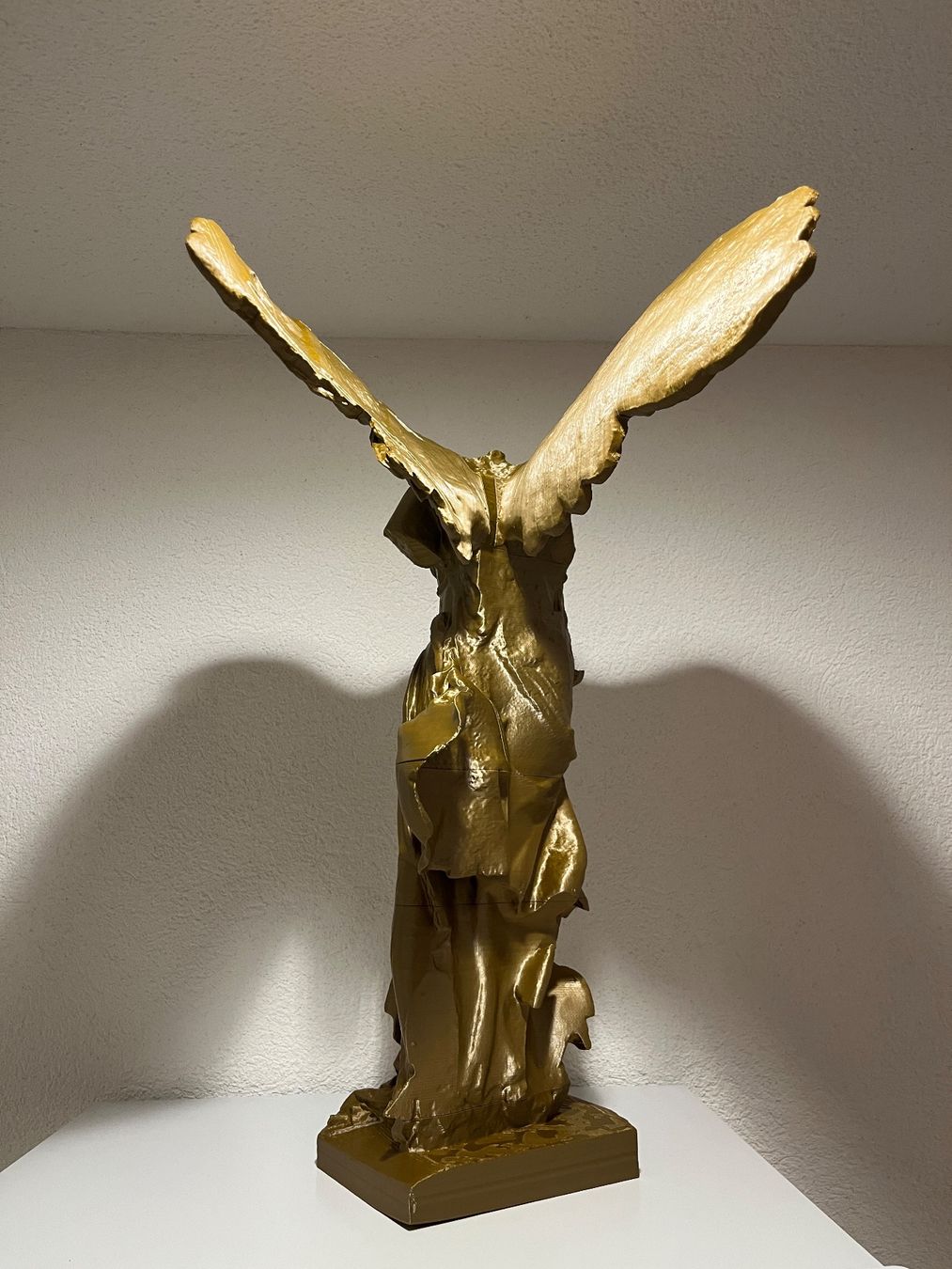 Sculptures & Statues: Nike von Samothrake Statue / Skulptur – D'occasion à Ernetschwil par Thies.Ray 2
