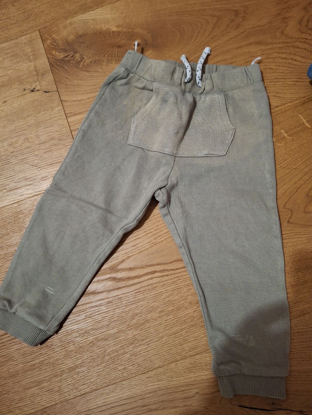 Kleiderpakete & -sets: 5 Pantaloni training - taglia 86 – Gebraucht aus Broglio von audina83 2