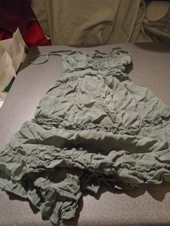Kleid Grösse S, Shein, olivgrün
