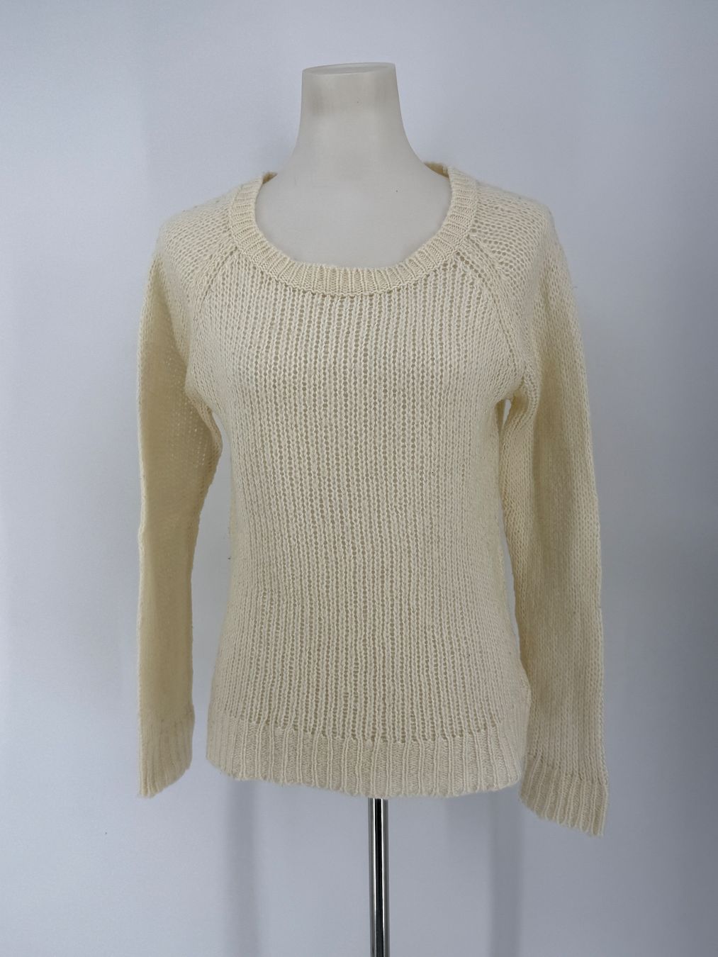 Pullover & Sweatshirts: Pullover Gr. M creme weiss von Vero Moda – Gebraucht aus Auenstein von moin.