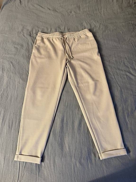 Pantaloni: Stoffhose Beige/Weiss – Usato da Wädenswil venduto da dom_pz5d