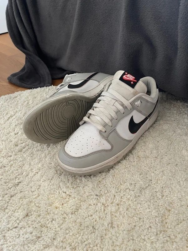 Scarpe da uomo: Nine Dunk Low Grey Se Lottery – Usato da Klingnau venduto da yoshi28282