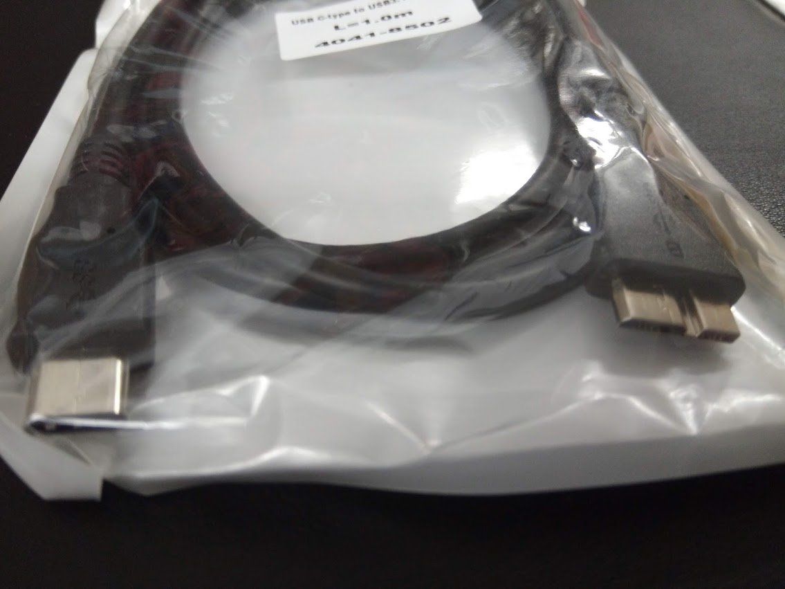 Cavi: UBS Type C zu USB 3.1 microB L=1m Type-C – Nuovo e nell'imballaggio originale da Ermatingen venduto da rik4rdo