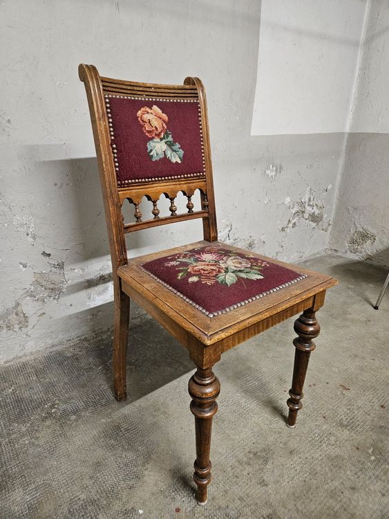Alter Stuhl Kaufen auf Ricardo