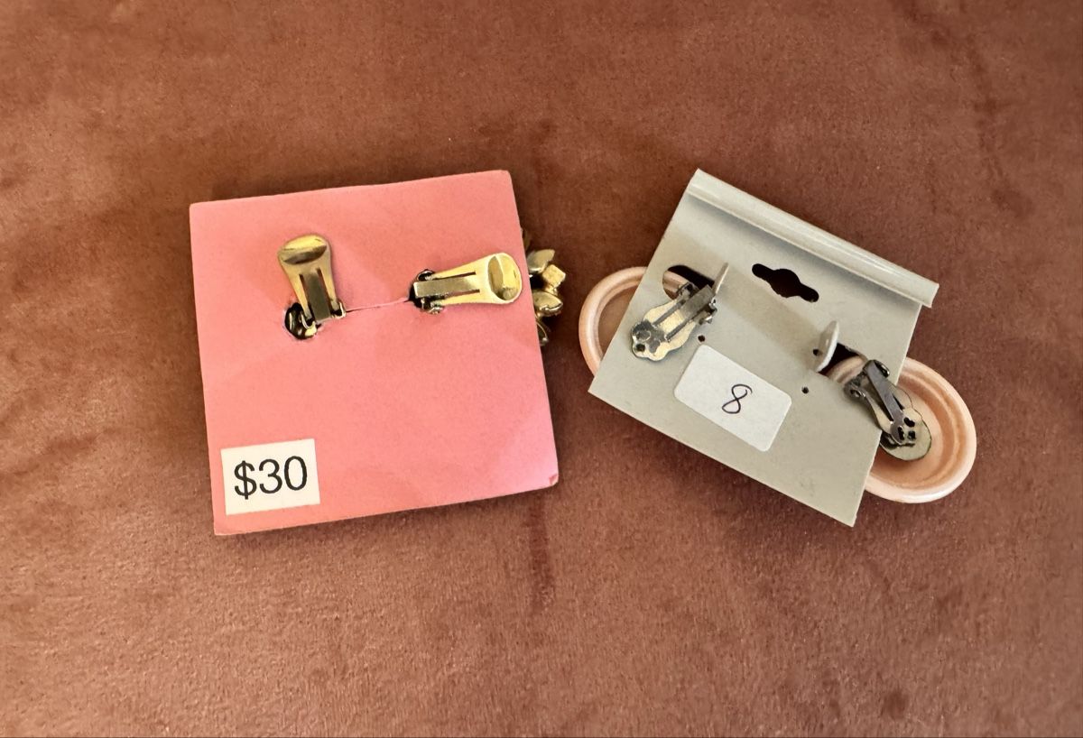 Ohrringe & -stecker: Vintage Ohrclips Set – Gebraucht aus Wolfwil von whyjoker 1