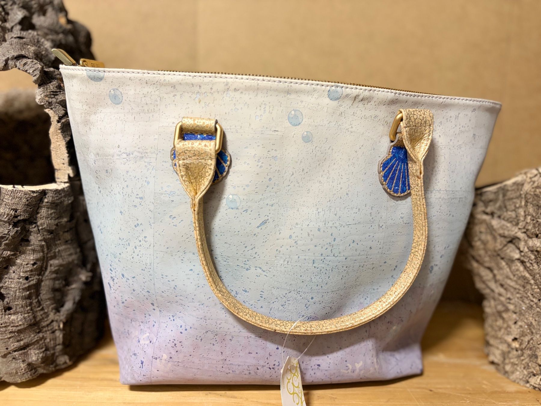 Borse da donna: Artipel Damen-Korktasche im maritimen Design – Nuovo e nell'imballaggio originale da Basel venduto da Sirina4010