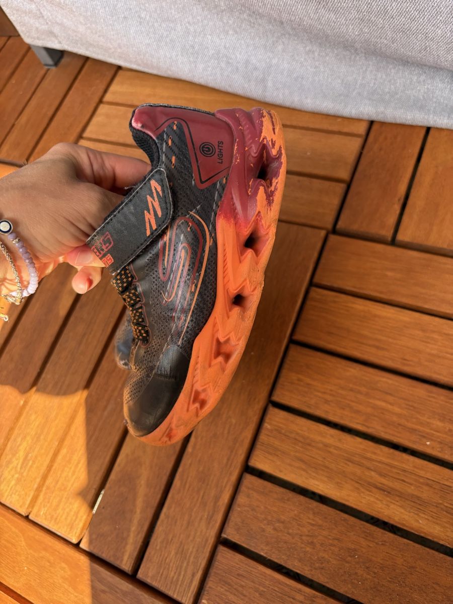 Skechers Scarpe per ragazzi: Sneakers Skechers Gr. 26 gratis  – Usato da Oberhofen am Thunersee venduto da ver_n9w9 3