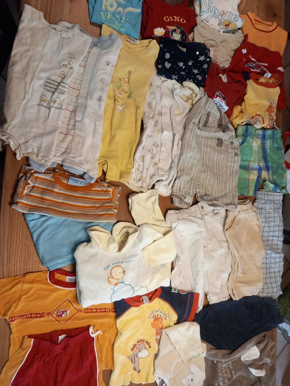 Lotti & Set di vestiti: lot 68 – Usato da Courrendlin venduto da tititchoun