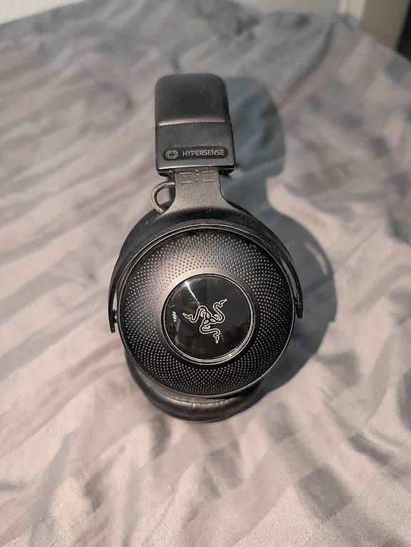 Razer Cuffie: Casque de jeu Razer Kraken V3 pro – Usato da Collombey venduto da dan_kf9j 2