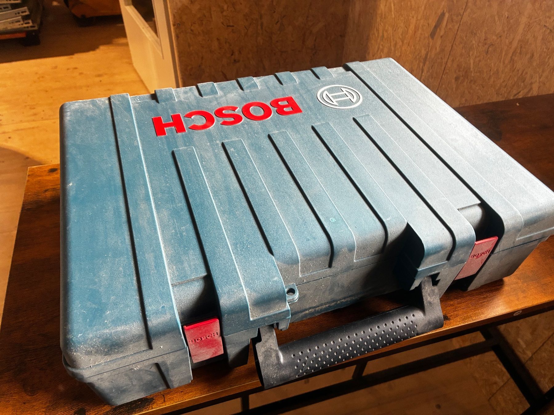 Casse di trasporto: Leere Winkelschleifer Kiste Bosch ab 1 Stutz – Usato da Zollbrück venduto da outlet16 1