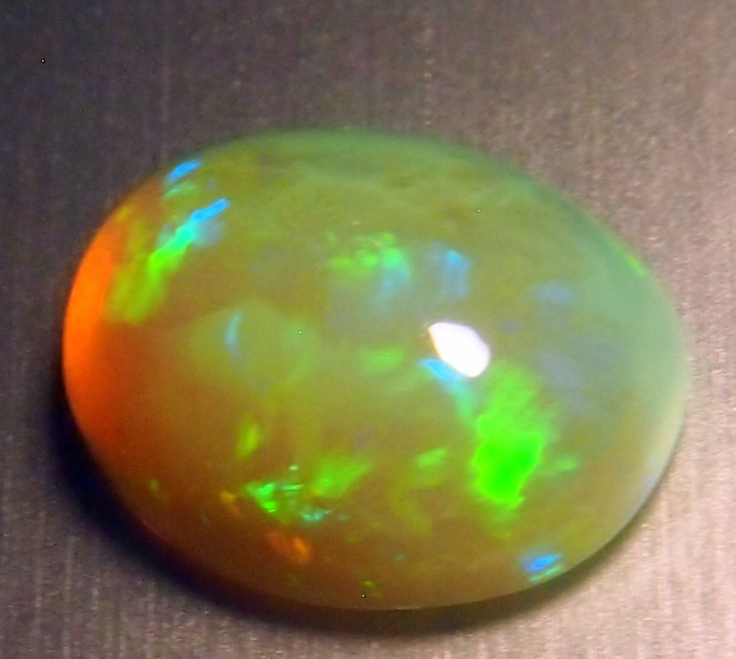 Edelsteine: 3,52 ct. Top-funkelnder WELO-Feueropal – Neu und originalverpackt aus Reinach BL von Marblue 8