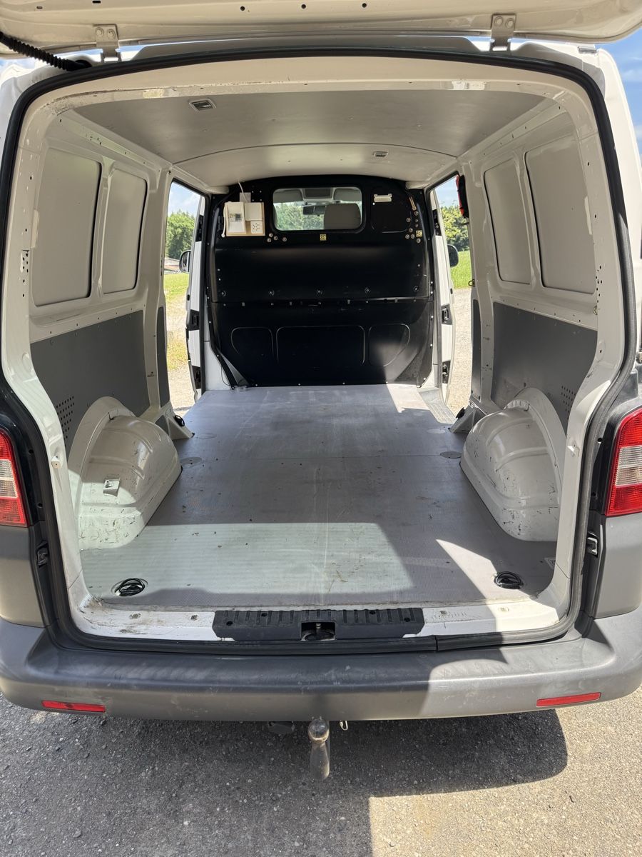 VW Camping Fahrzeuge: VW T5 Transporter / Camper – Gebraucht aus Schüpfen von Dingo2 6