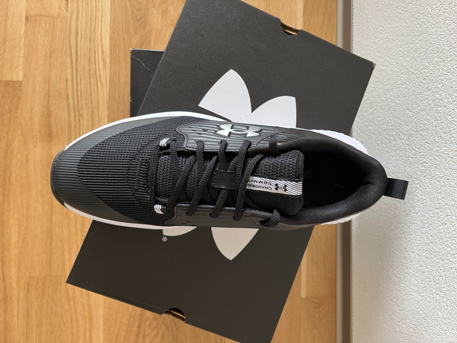 Under Armour Scarpe da uomo: Under Armour Charged Commit TR 4 taille 44.5 - Neuves – Nuovo e nell'imballaggio originale da Argnou (Ayent) venduto da Duckcifer 3
